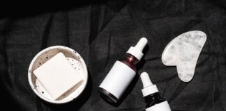 Jak stosować serum pod oczy by widzieć najlepsze efekty